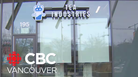 Robot serves up bubble tea in Richmond, B.C.